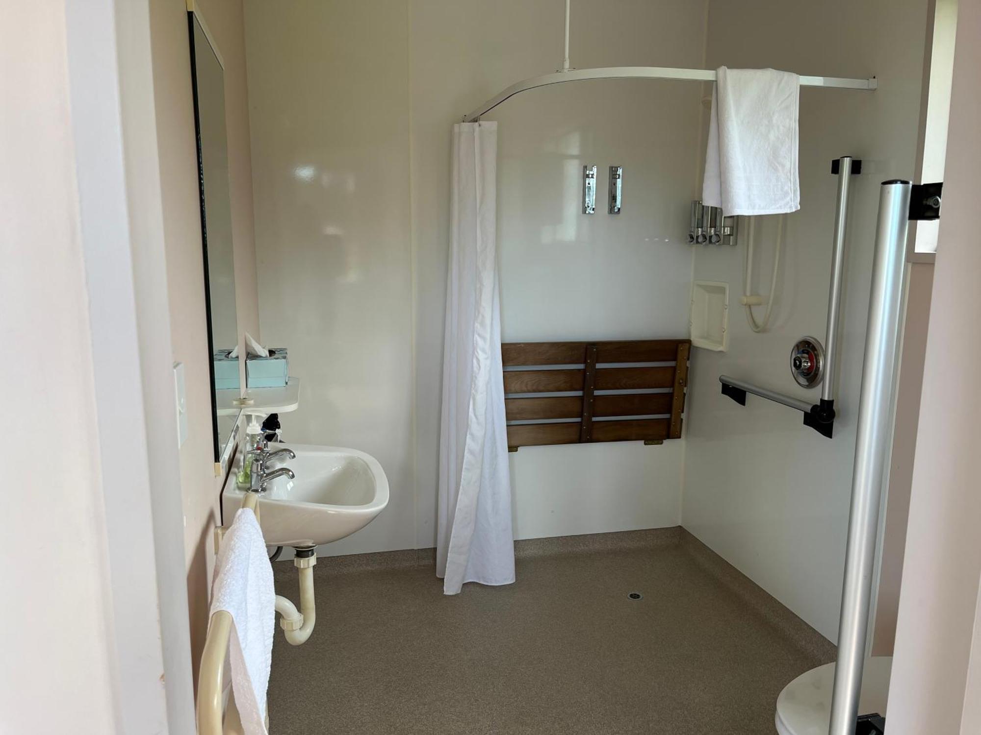 Carrickfergus Cottage Unit 1 Harihari المظهر الخارجي الصورة
